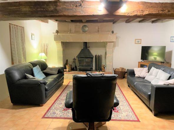 La Maison Tournesol - 3 Bedroom House With Large Garden Near Saumur Saint-Martin-de-la-Place Exteriör bild